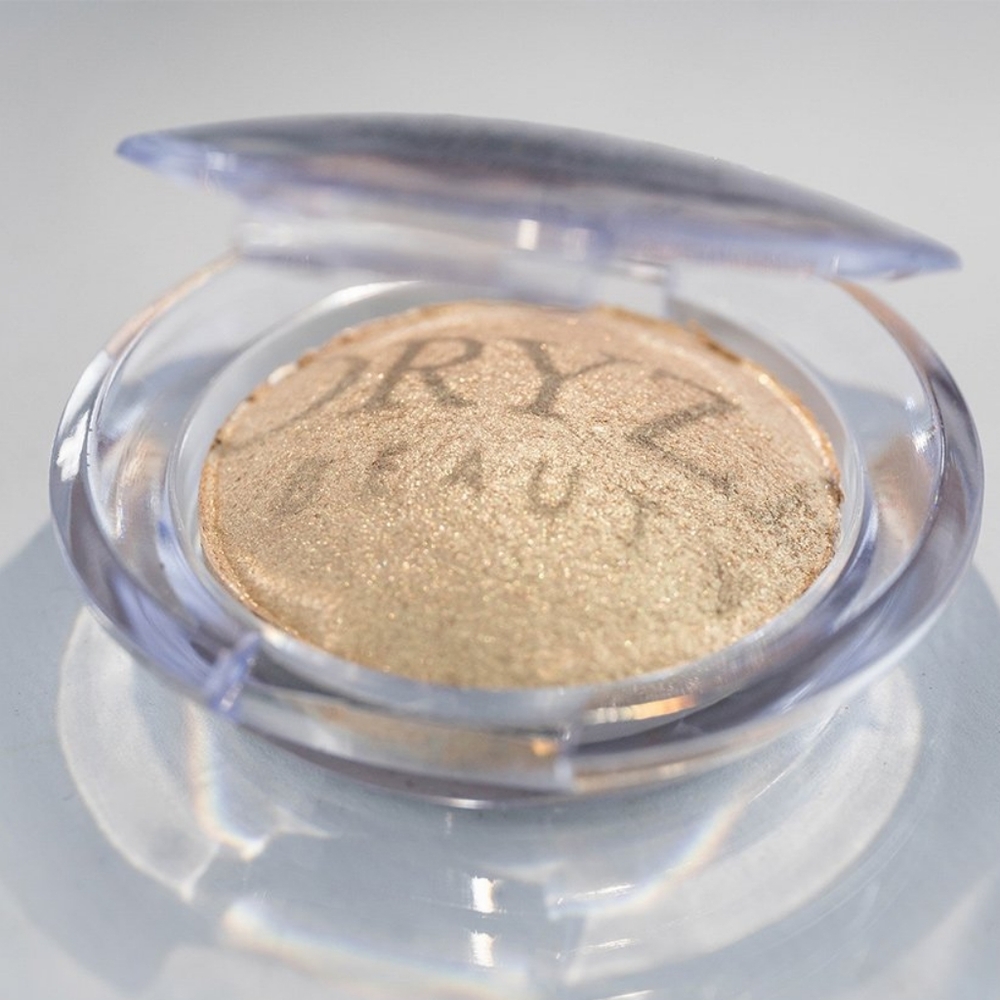 5/$25🆕️ORYZA BEAUTY Sunkissed Baked Opaline Highlighter